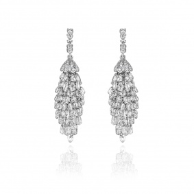 White Gold Briolette Diamonds Chandelier Earrings 34.78ct TDW White Gold Briolette Diamonds Chandelier Earrings 34.78ct TDW